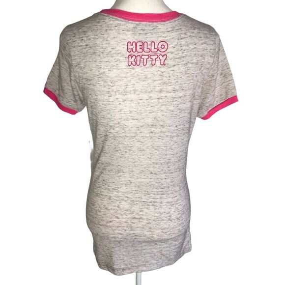 Universal Studios Hello Kitty Short Sleeve Grey T-shirt - Picture 3 of 6